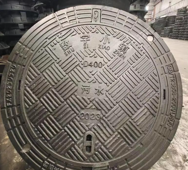 建水球墨铸铁防沉降井盖展示